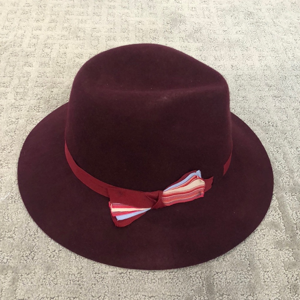 NEW WITH TAGS BCBGeneration Maroon Fedora Hat